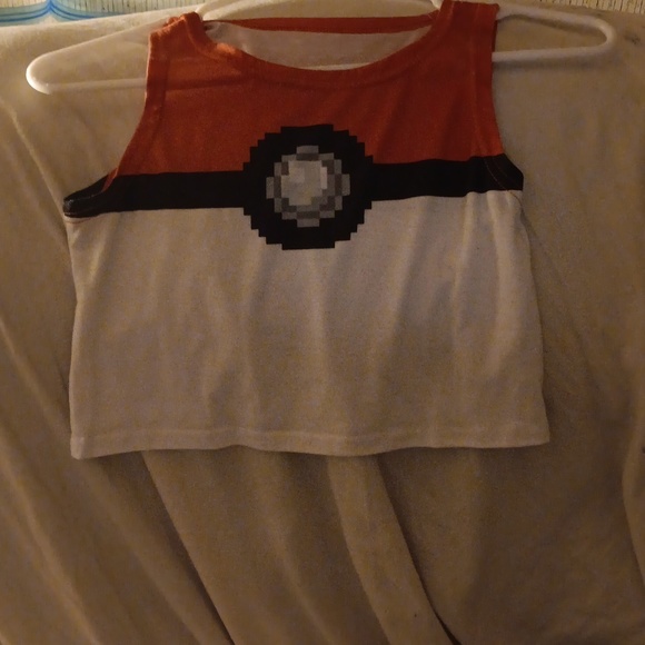 Women's Pokémon pokeball crop top size small - Picture 1 of 3